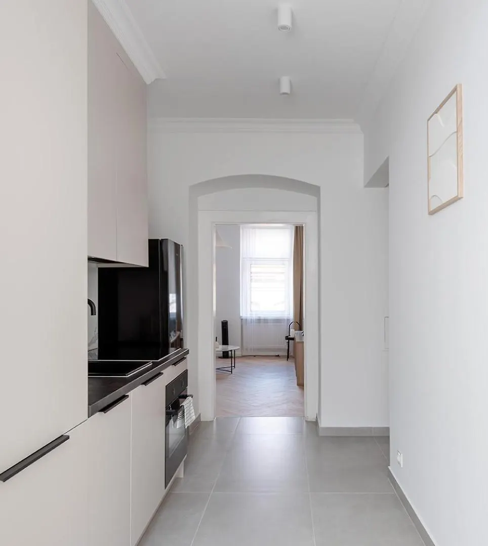 וינה Stylish Und Neu Renoviert In Ruhelage Mit Zentrumsanbindung דירה